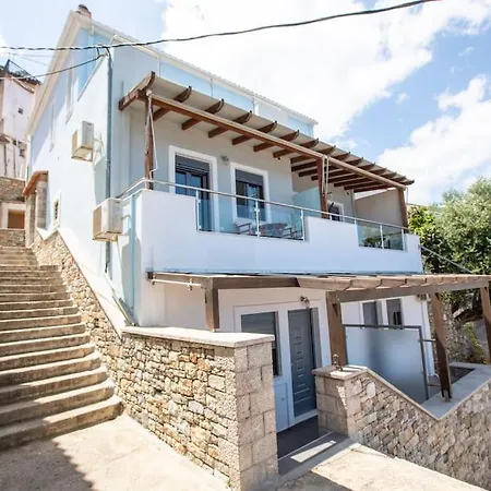 Laconian Blue Residence Gythio Exterior photo